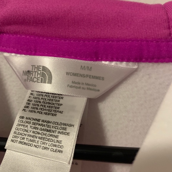 Medium north Face hoodie - Picture 2 of 2